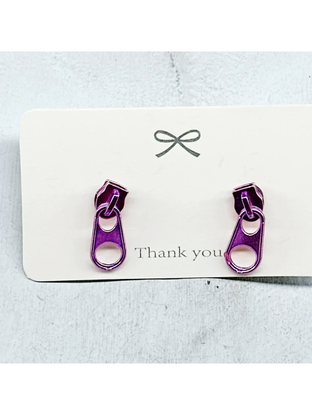 3157mc. Orchid Pink Zipper Earrings